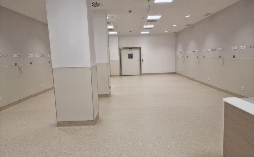 REVESTIMIENTO EN HOSPITAL DE ZARAGOZA