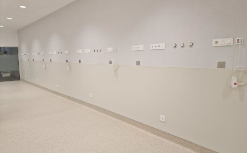REVESTIMIENTO EN HOSPITAL DE ZARAGOZA